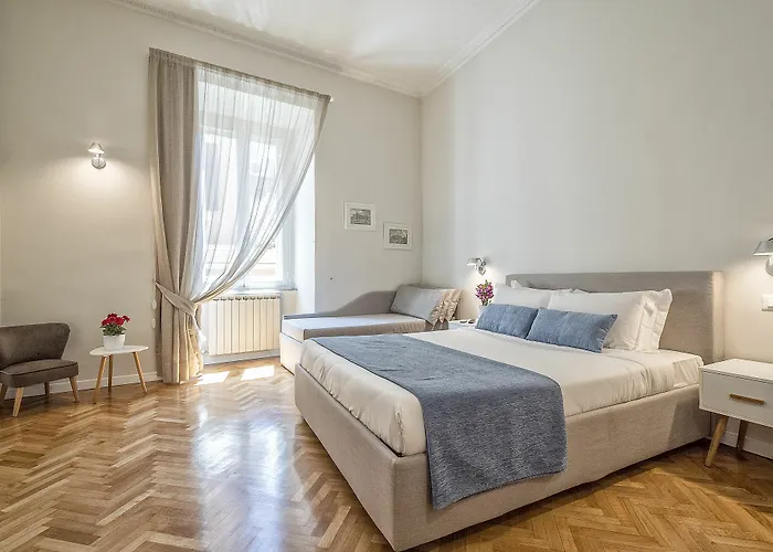 Konukevi Little Queen Relais 4*